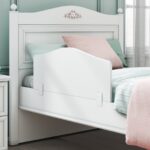 Rustik hvid gelænder