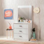 Hvid spejlkommode